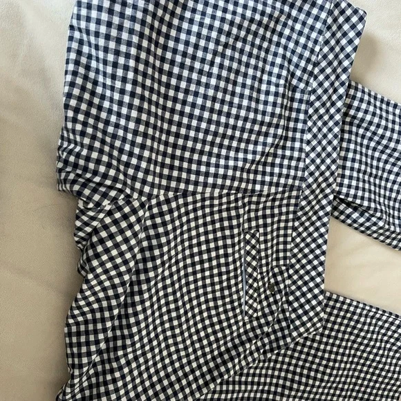 Tommy Hilfiger Navy Gingham Capris - Picture 3 of 7